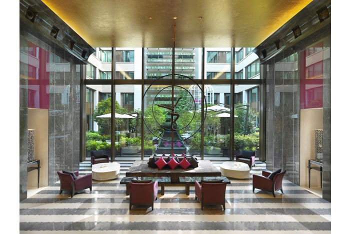 paris-hotel-lobby