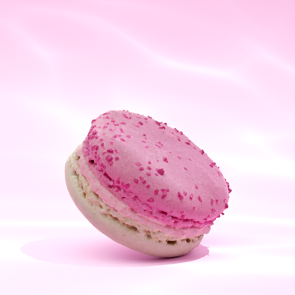 Pour une alternative au chocolat mais pas à la gourmandise, les Macarons assemblés et décorés à la main sont les mignardises idéales. Des saveurs exclusives et uniques sont mises en avant dans cette collection colorée comme la bergamotte ou le thé vert pour une experience gustative hors du commun !